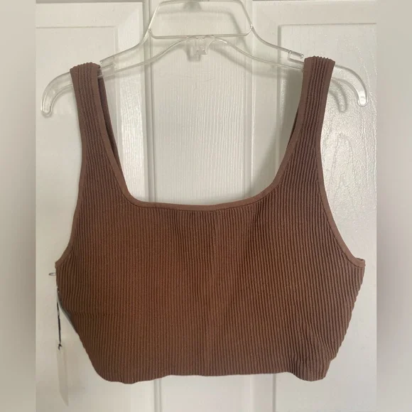 NWT Aritzia Babaton Sculpt Knit Brown Ribbed Women's Crop Top Size Large - Picture 2 of 9